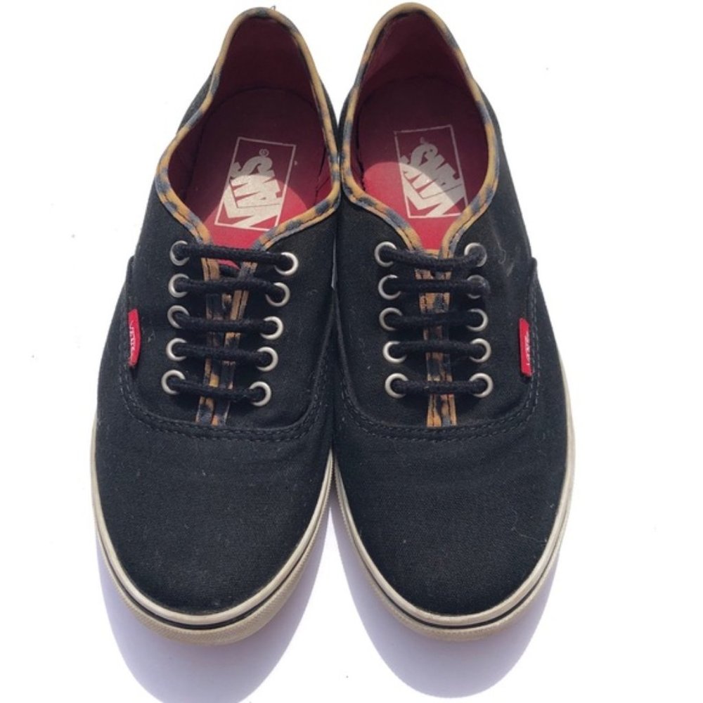 Vans Authentic Lo Pro Sneakers- black/leopard 6.5
